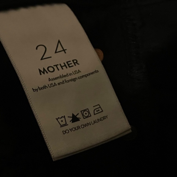 MOTHER The Insider Crop Step Fray Jeans Not Guilty - Picture 9 of 12